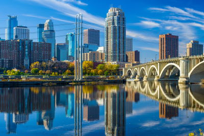 Panoramic view of Minneapolis downtown 